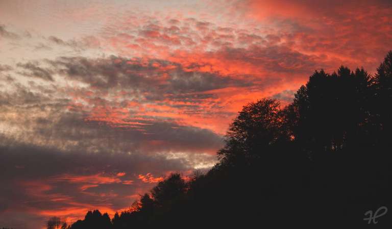 Roter Abendhimmel bei Elzach