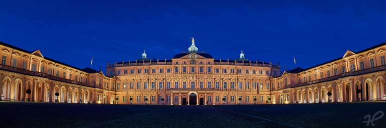 Schloss Rastatt in der Blauen Stunde