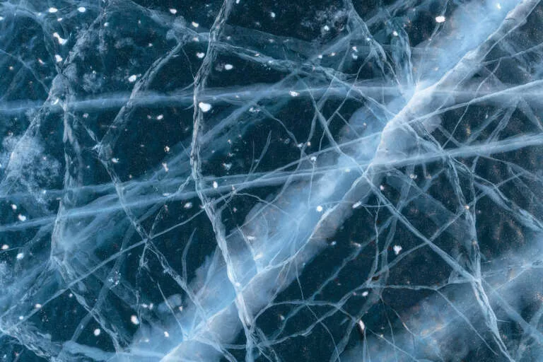 Neural Network I, Eisbedeckter Baikalsee
