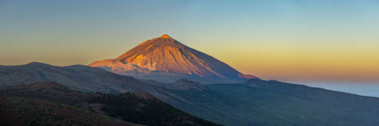 Im ersten Licht des Teide