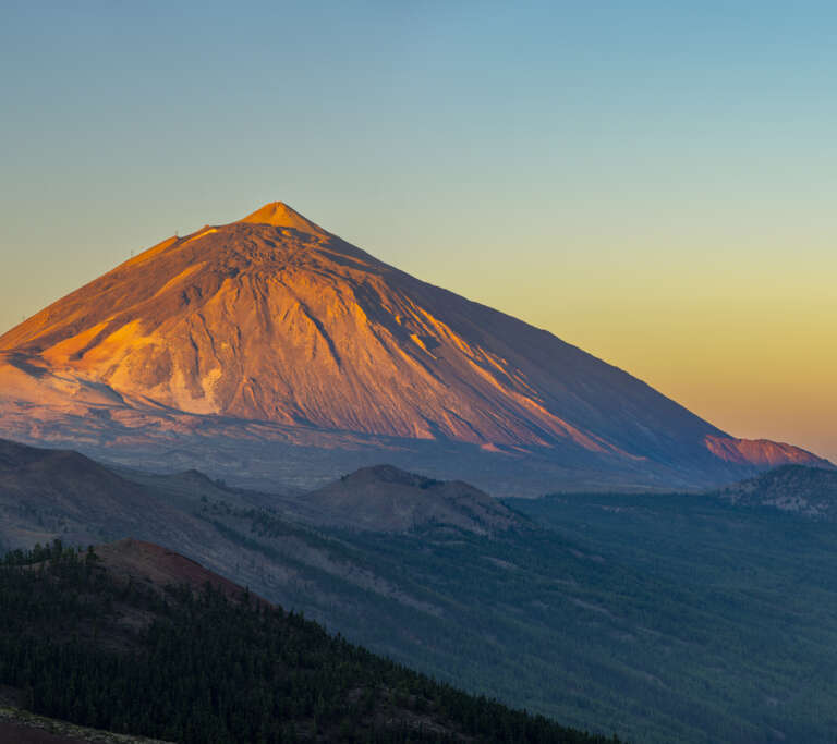 Im ersten Licht des Teide