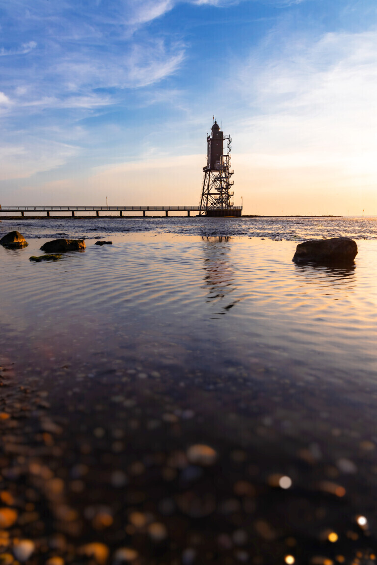 Leuchtturm im Wattenmeer