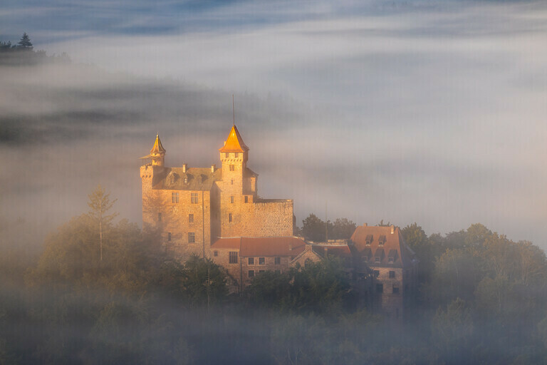 Herbstmorgen an der Burg Berwartstein