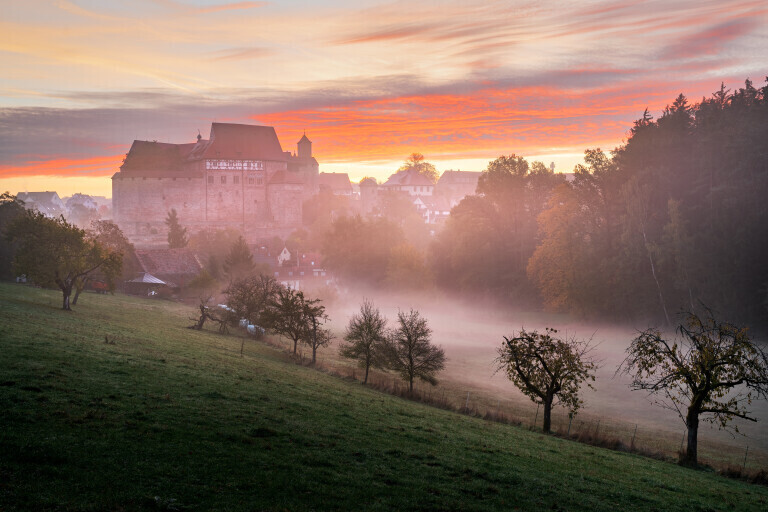 Herbstmorgen an der Cadolzburg bei Nürnberg