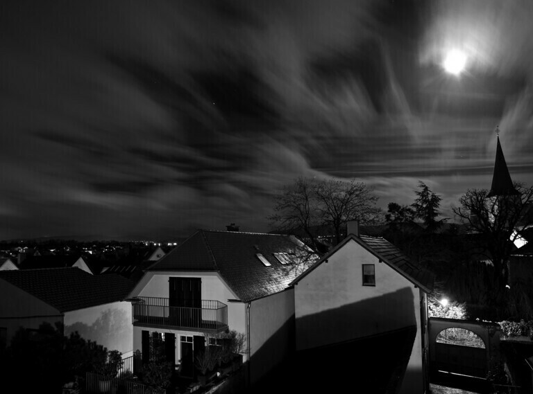 Blick über Freinsheim bei Nacht
