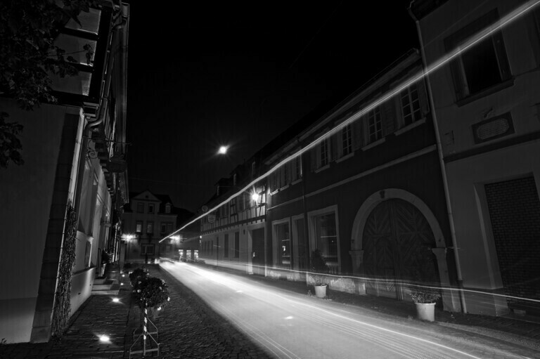 Hauptstrasse in Freinsheim bei Nacht