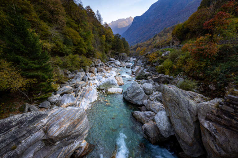 Verzasca-Tal im Herbst