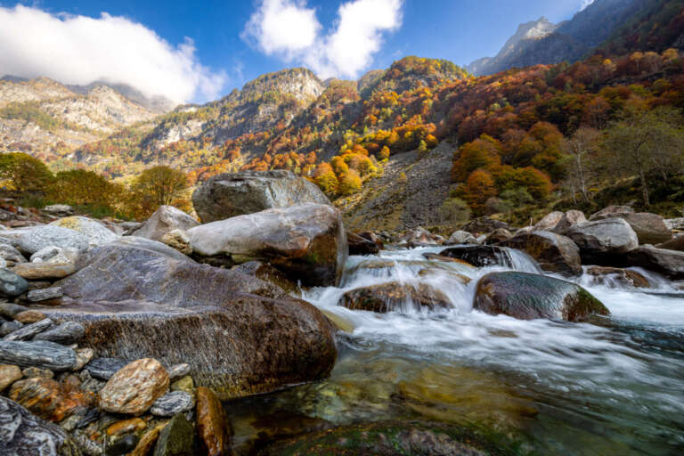 Bergpanorama im Verzasca-Tal