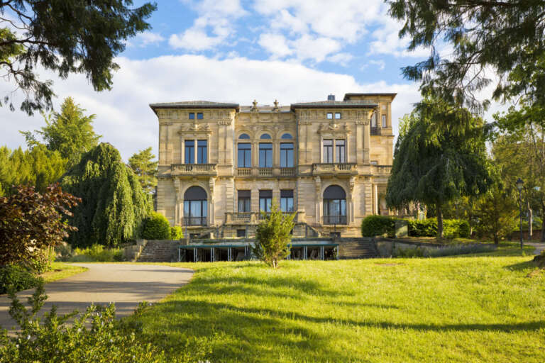 Park mit Stadtmuseum Villa Böhm in Neustadt an der Weinstraße