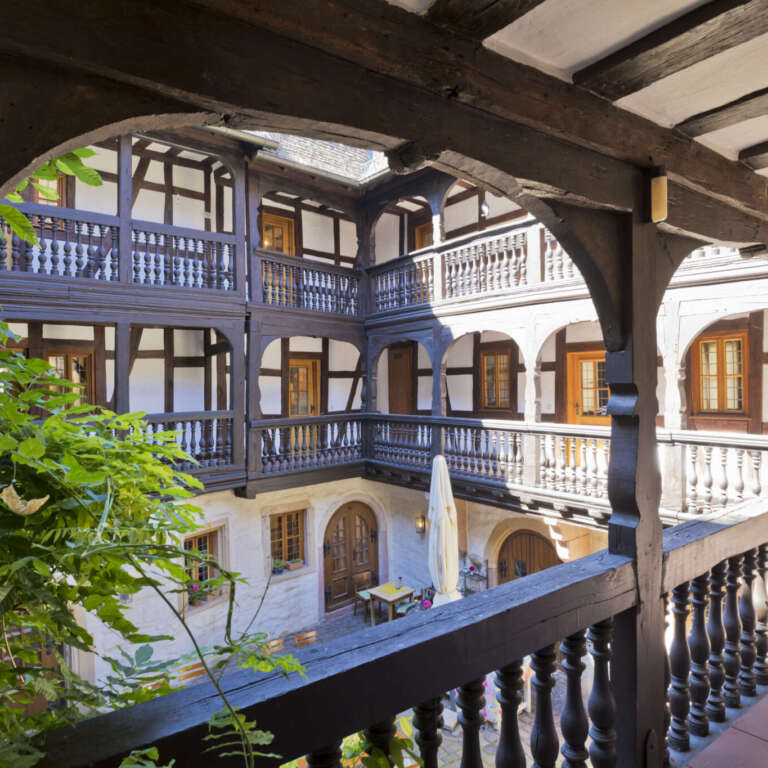 Die Arkaden des Frank-Loebschen-Hauses in Landau