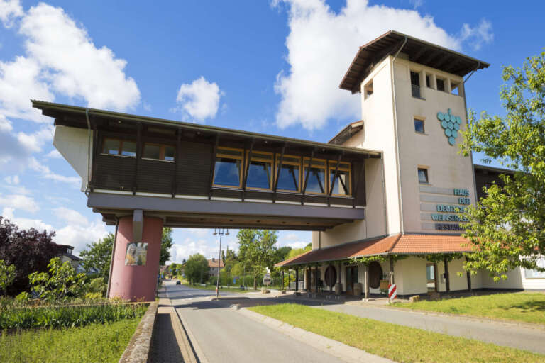 Das Haus der Deutschen Weinstraße in Bockenheim