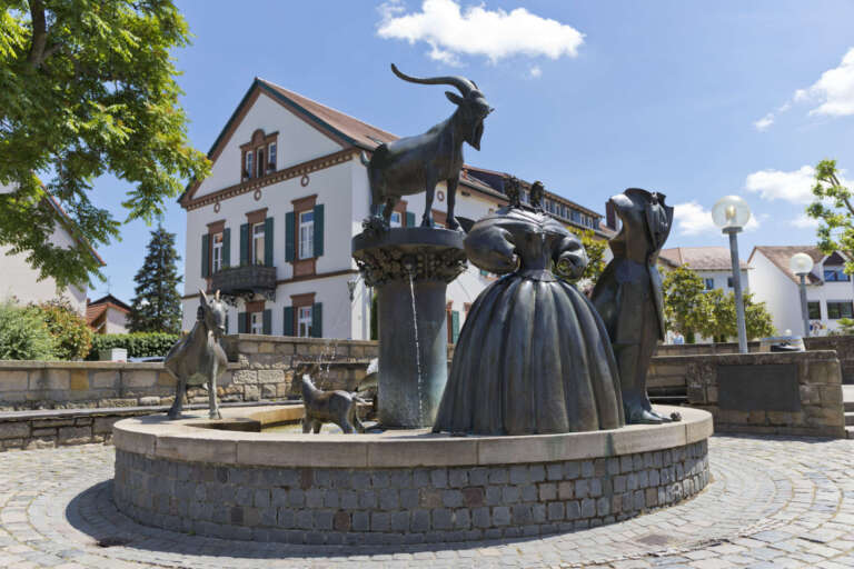 Der Geißbockbrunnen in Deidesheim