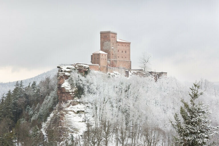 Die Burg Trifels im Winter