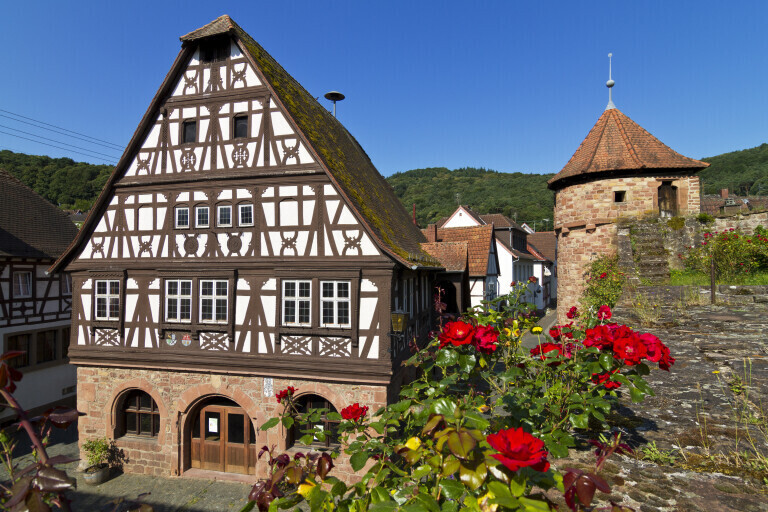 Das historische Rathaus in Dörrenbach – Pfalz